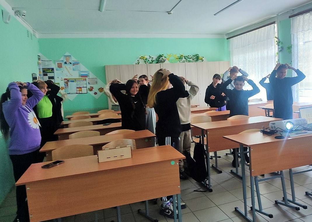 «Хотим, чтобы стало модным-здоровым быть и свободным!».