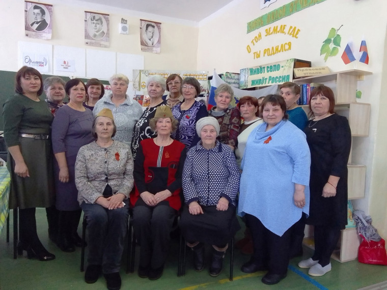 К подвигу солдата сердцем прикоснись. К подвигу солдата сердцем прикоснись.